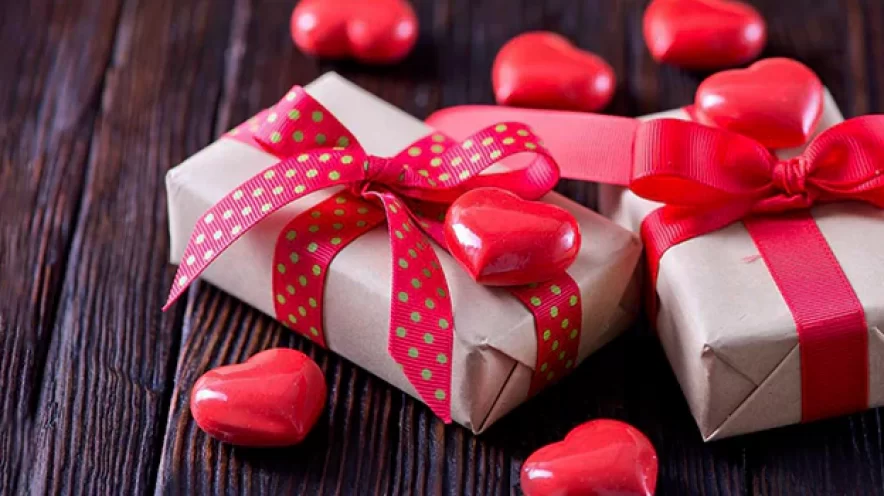 ادکلن های مناسب برای هدیه ولنتاین به عشق جان